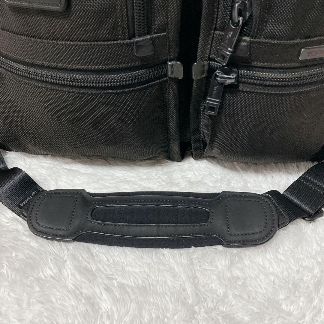 【美品】 トゥミ 2way ビジネスバッグ ショルダー　B4 26109DH 黒