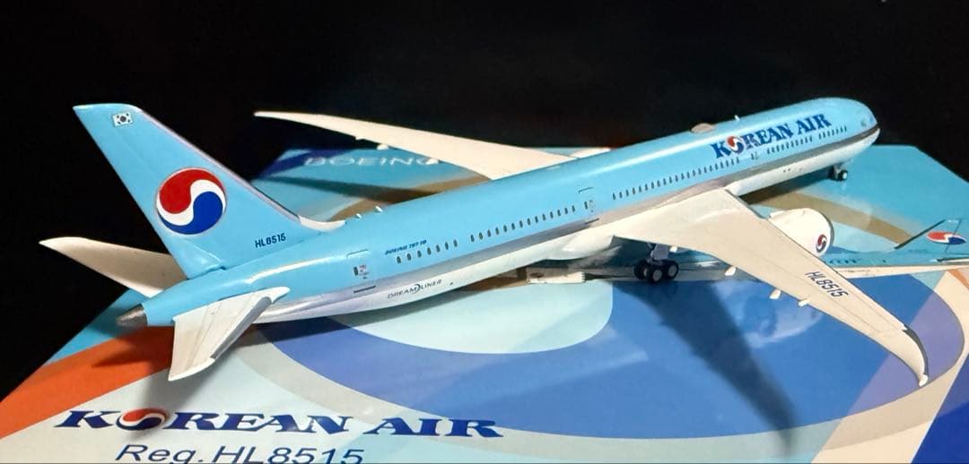 大韓航空 B787-10 1/400 飛行機模型