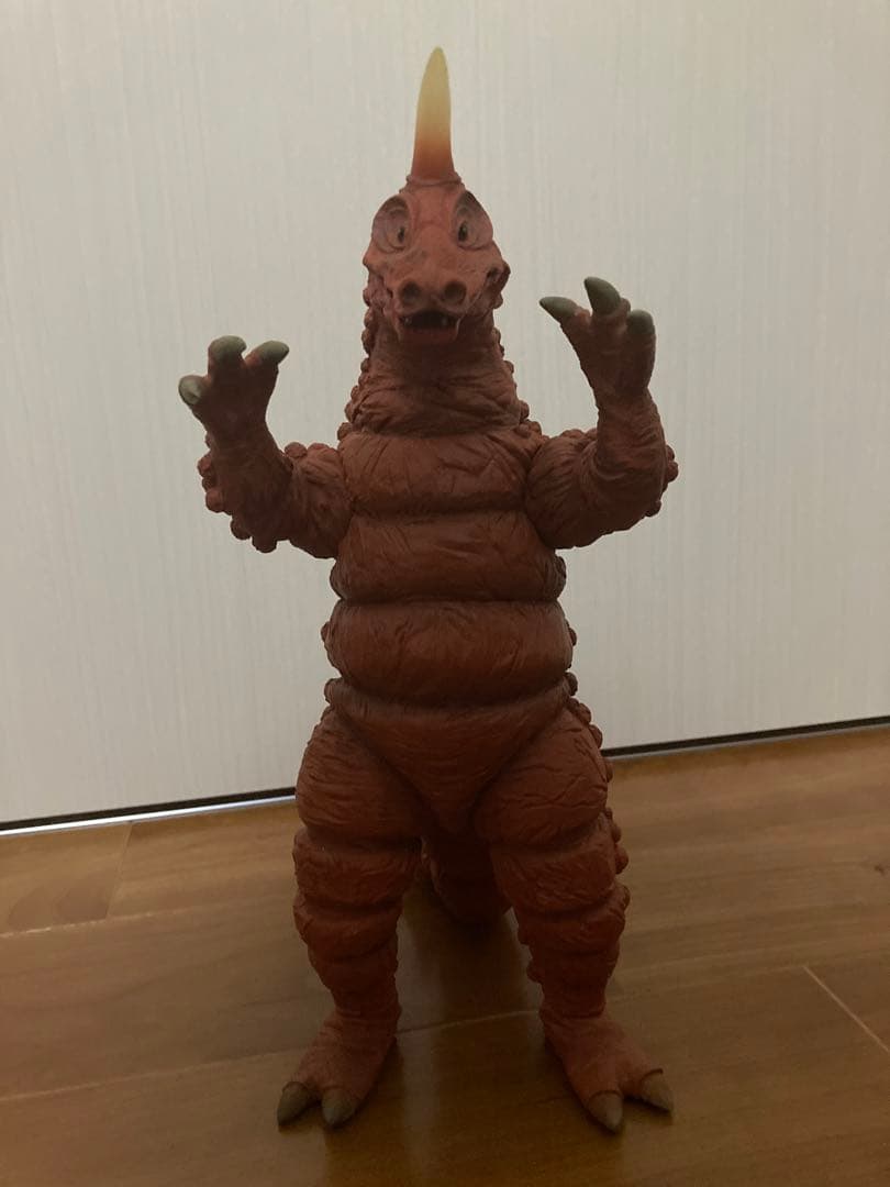 ウルトラマン　大怪獣シリーズ　ブラックギラス　レッドギラス