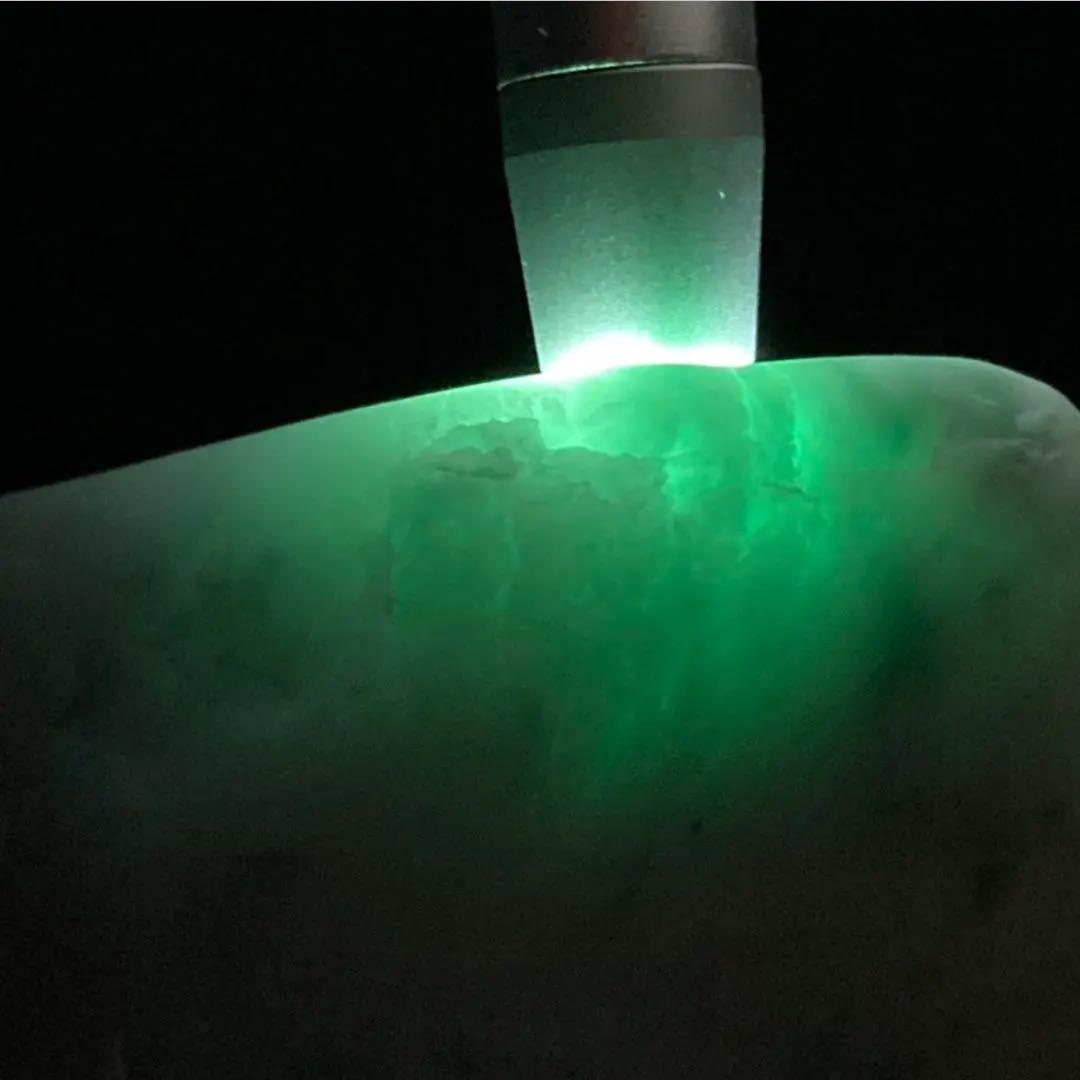 【Premium】特大美石　糸魚川翡翠　翡翠　白×翠　翡翠輝石　原石　754ｇ