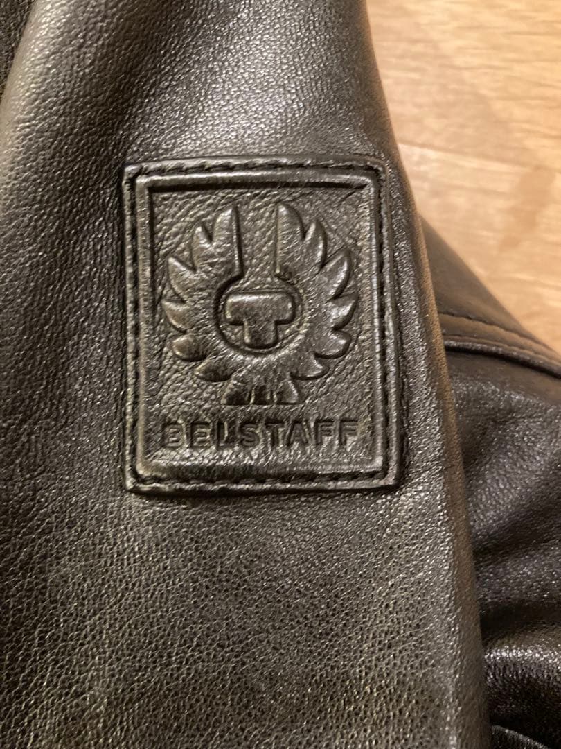 ベルスタッフ　V RACER 46 レザージャケット　半額以下　エンメティ