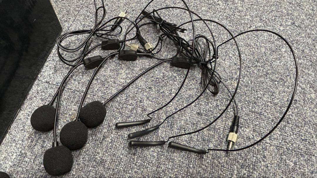 TUGA ワイヤレスマイクシステム 受信機4台 送信機4台