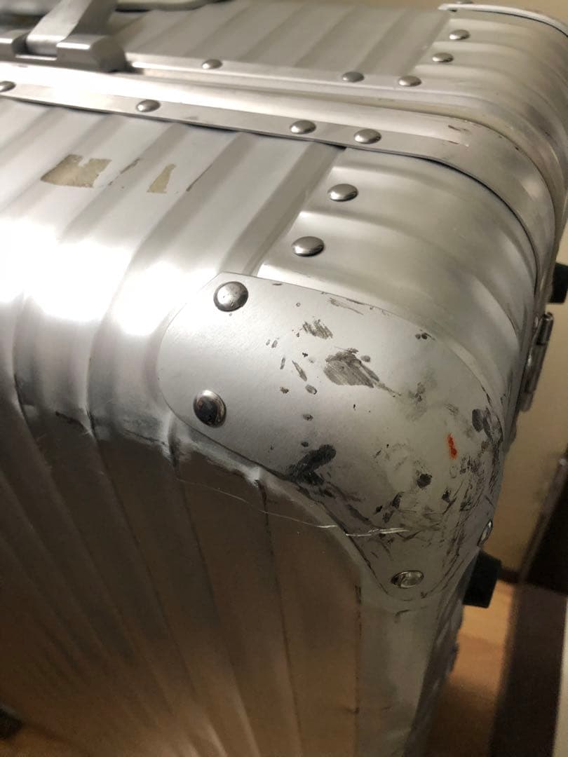 RIMOWA リモワ　4輪　スーツケース　93277 シルバー