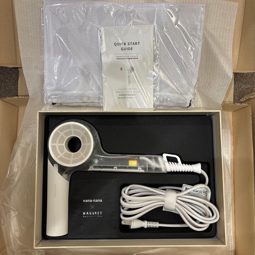 nananana×MAGNET HairProマグネットドライヤー