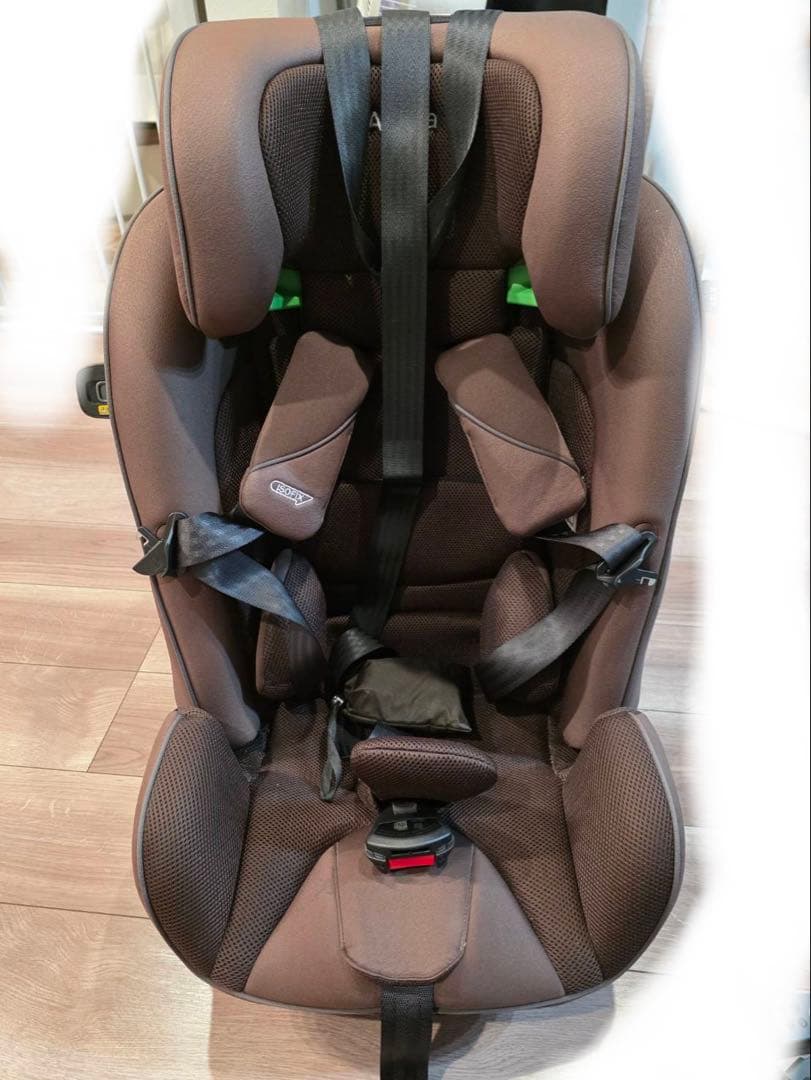ブラウン チャイルドシート ISOFIX