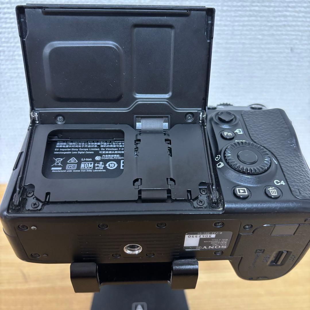 【~9/15限定値下】 α7iii 本体 23741回 レンズ16-70mm