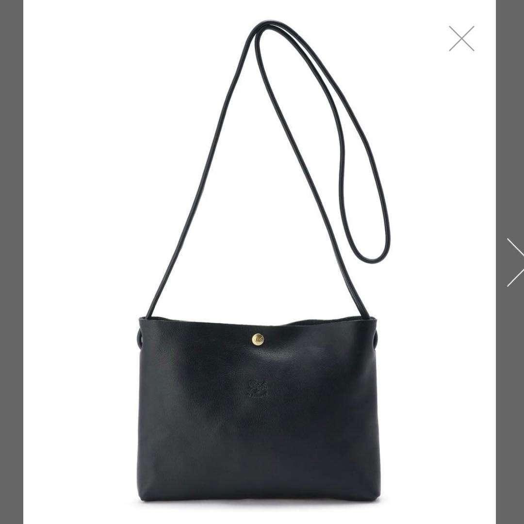 IL BISONTE(イルビゾンテ)クロスボディバッグ