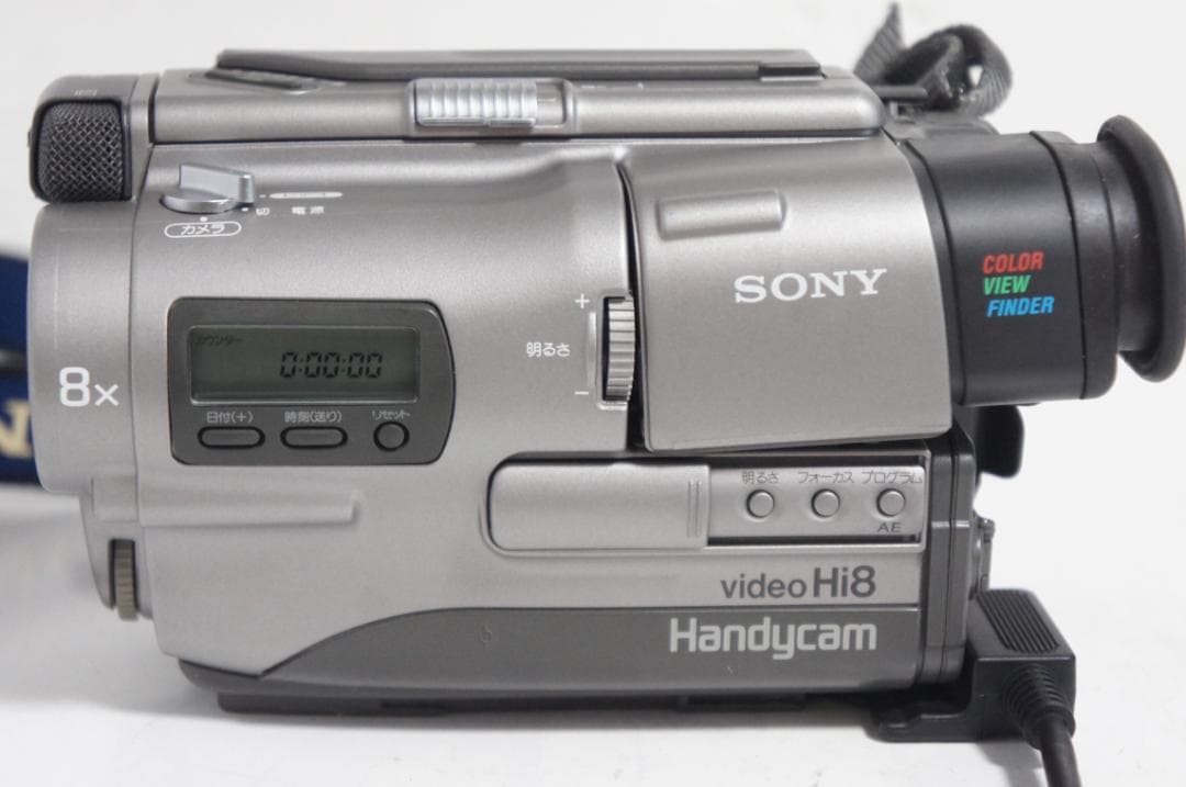 【動作美品】SONY CCD TR1 Hi8ビデオカメラ 8mm 　701