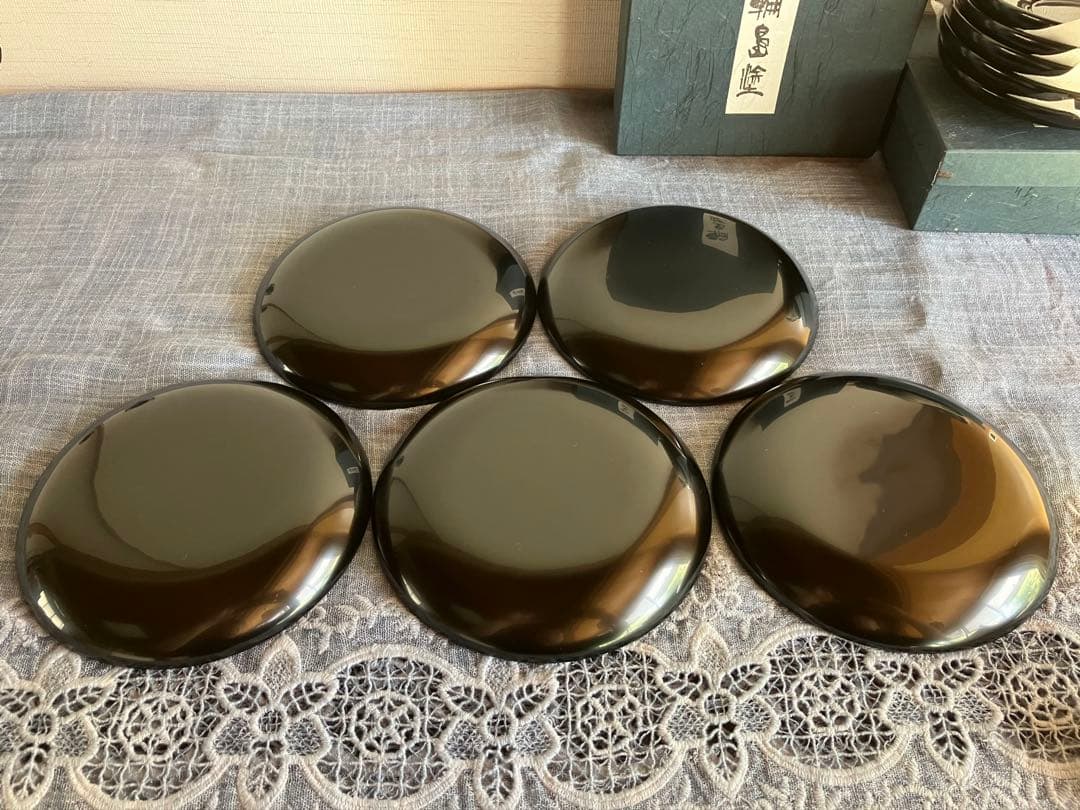 ＊専用＊　　輪島塗　沈金　松　菓子皿 ５枚 ・ 茶托 ５枚　布着請合　極上本堅地