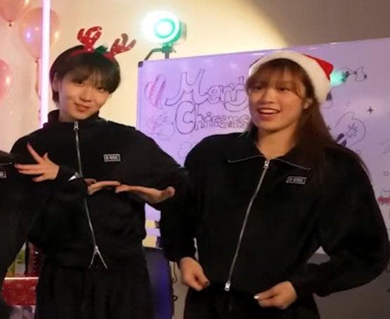 HANA B-RAVEロゴ ベロアトラックジャケット