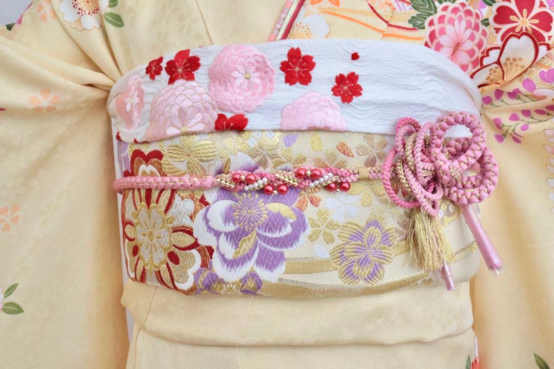 正絹　可愛らしいクリーム地の振袖セット　⑨