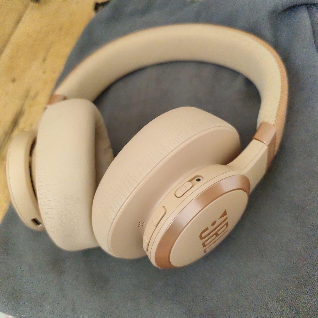 土日限定！！JBL ヘッドホン LIVE770NC サンドストーン