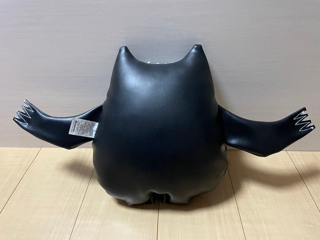 ナウガモンスター　L ブラック 美品