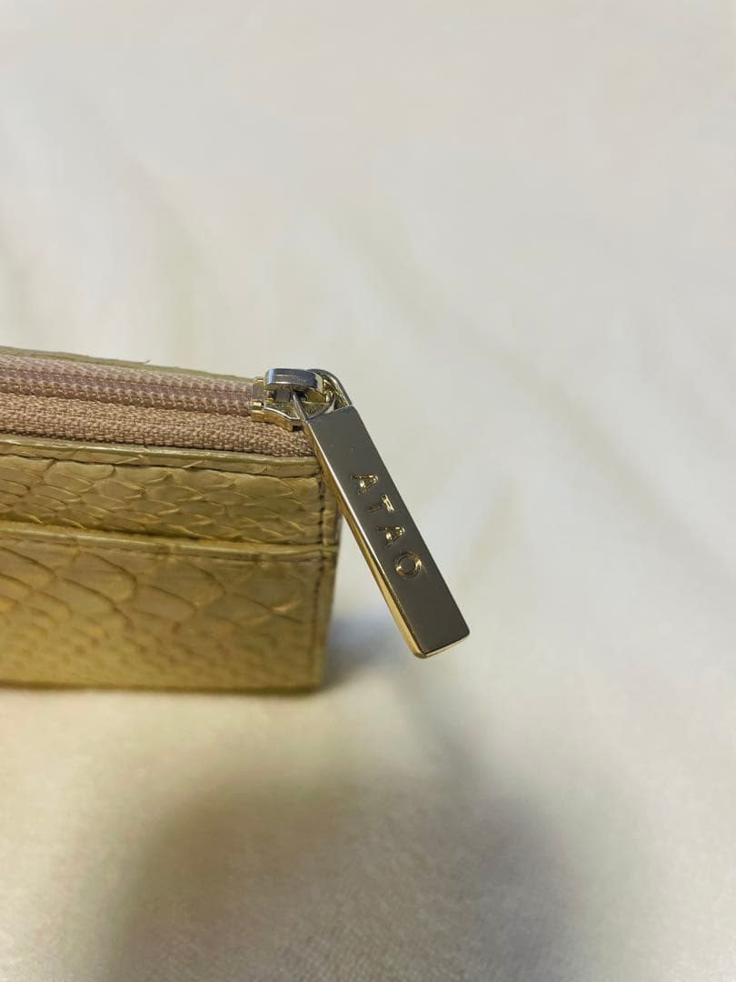 n*o様 【 美品✨️】ATAO ミリモ パイソンHAKU アイボリーゴールド箔