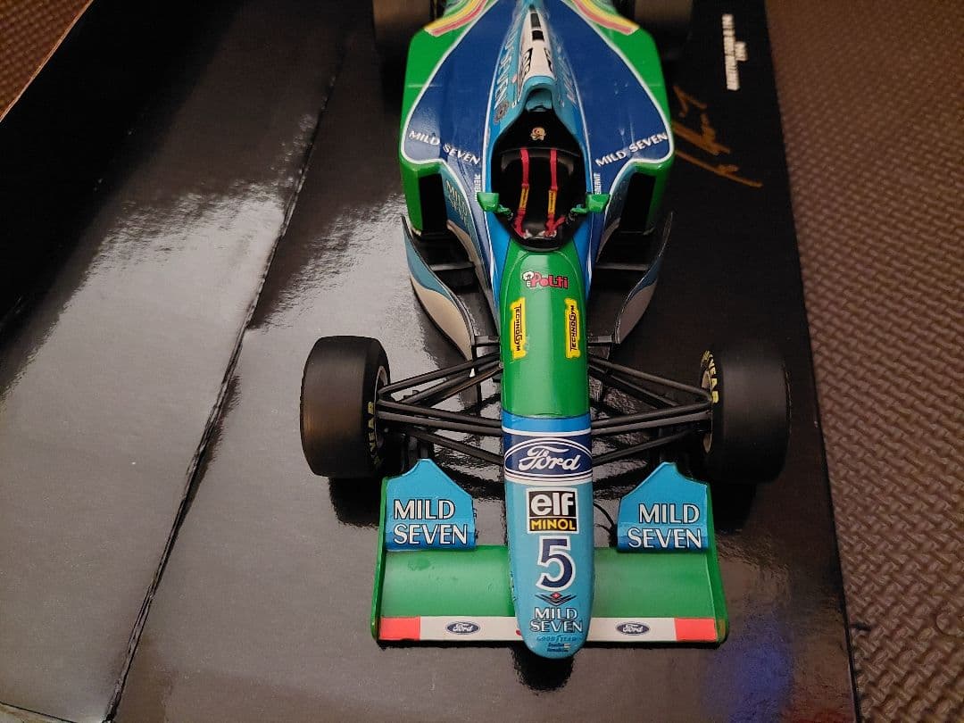 1/18 #5 ベネトン B194 M・シューマッハ 1994 マイルドセブン