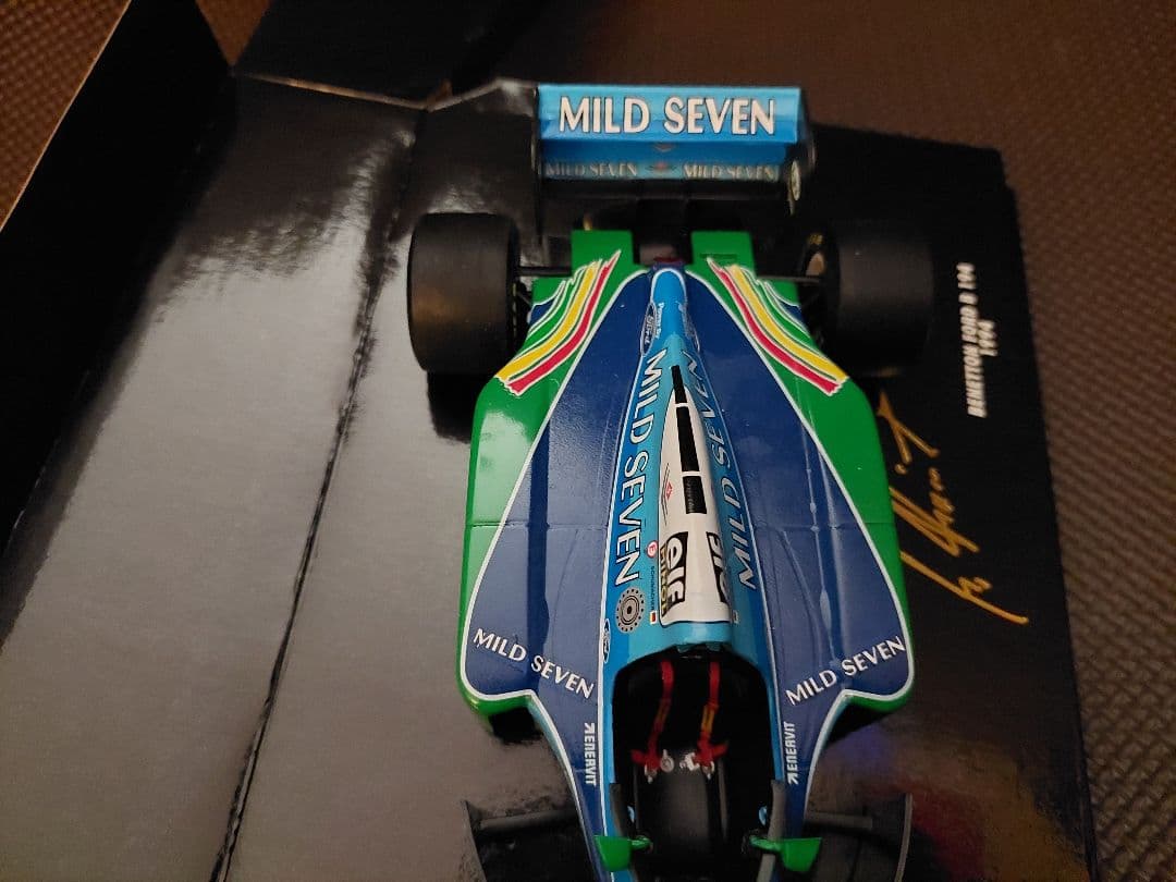 1/18 #5 ベネトン B194 M・シューマッハ 1994 マイルドセブン