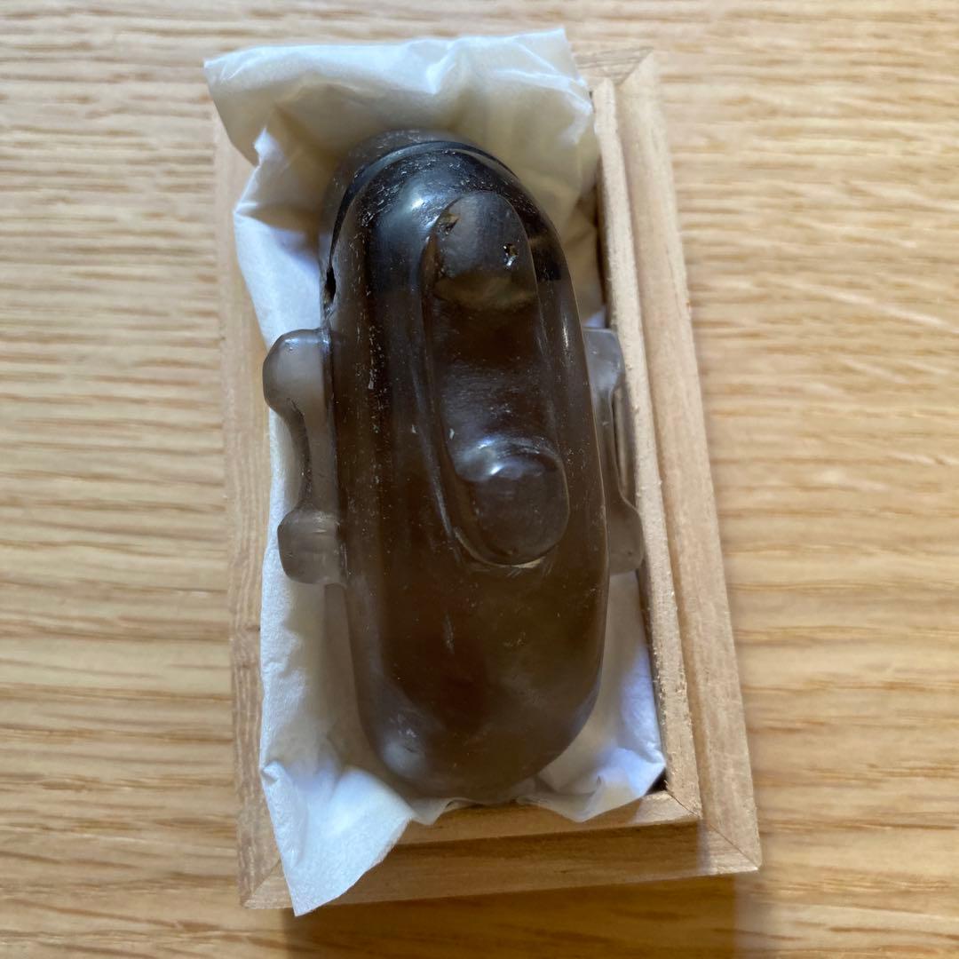 古墳期 煙水晶製 特大型7.5cm 丁字彫り子持ち異形勾玉｜伝 奈良県橿原市出土