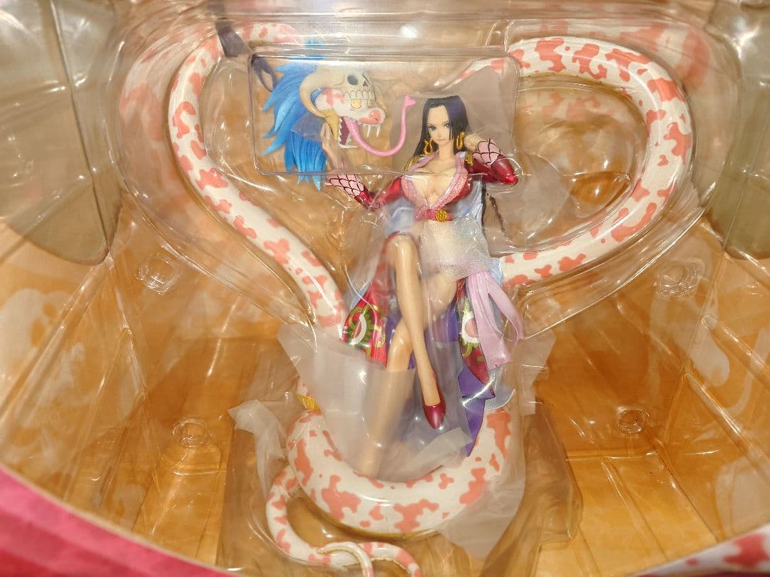 P.O.P NEO-MAXIMUM ”海賊女帝”ボア・ハンコック