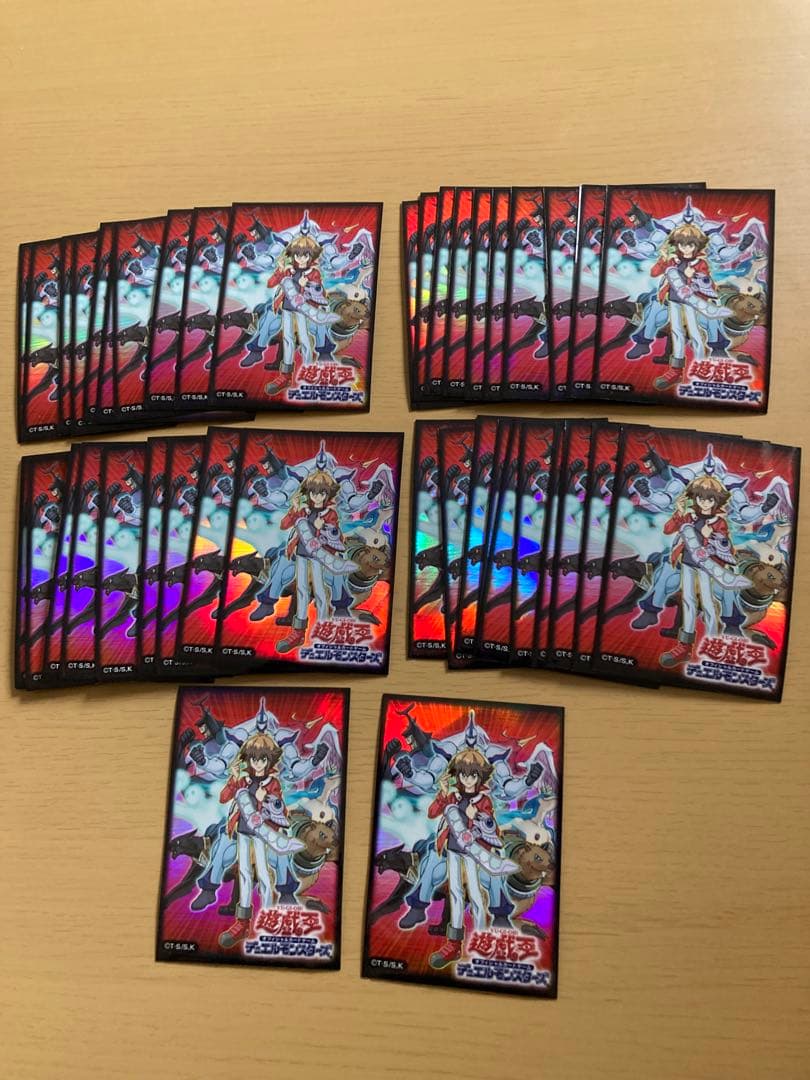 遊戯王　カードプロテクター　十代　42枚　スリーブ　ネオスペーシアン　HERO
