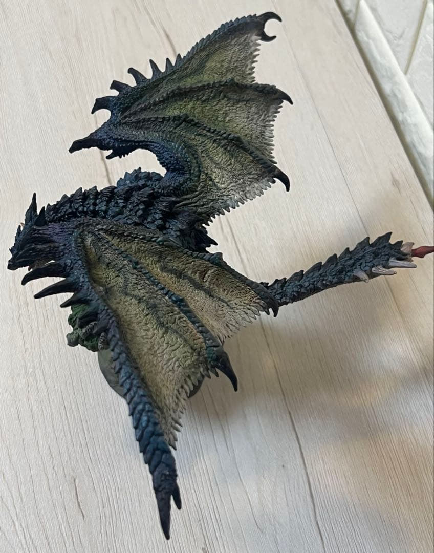 モンスターハンター クリエイターズ リオレウス亜種 フィギュア