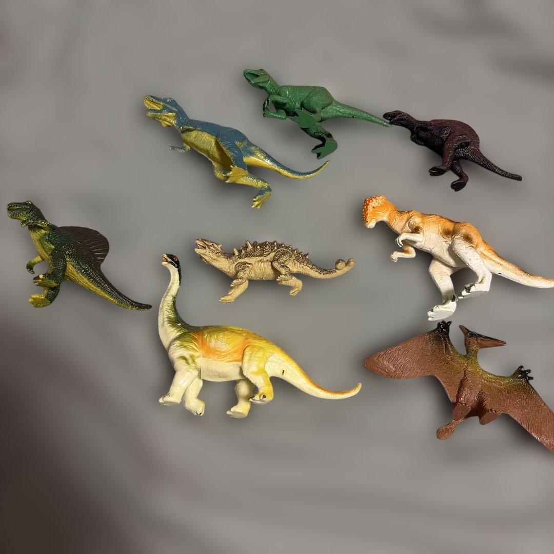恐竜フィギュアセット