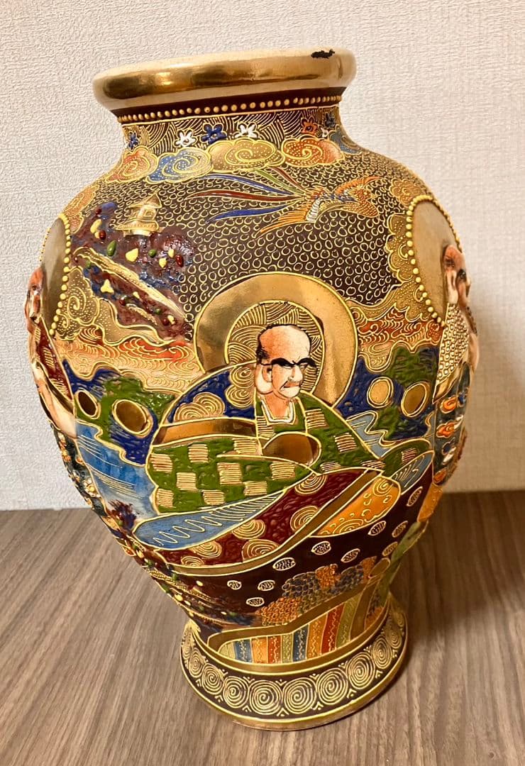 薩摩焼 金襴手 羅漢・観音図 大型壺 アンティーク美術品