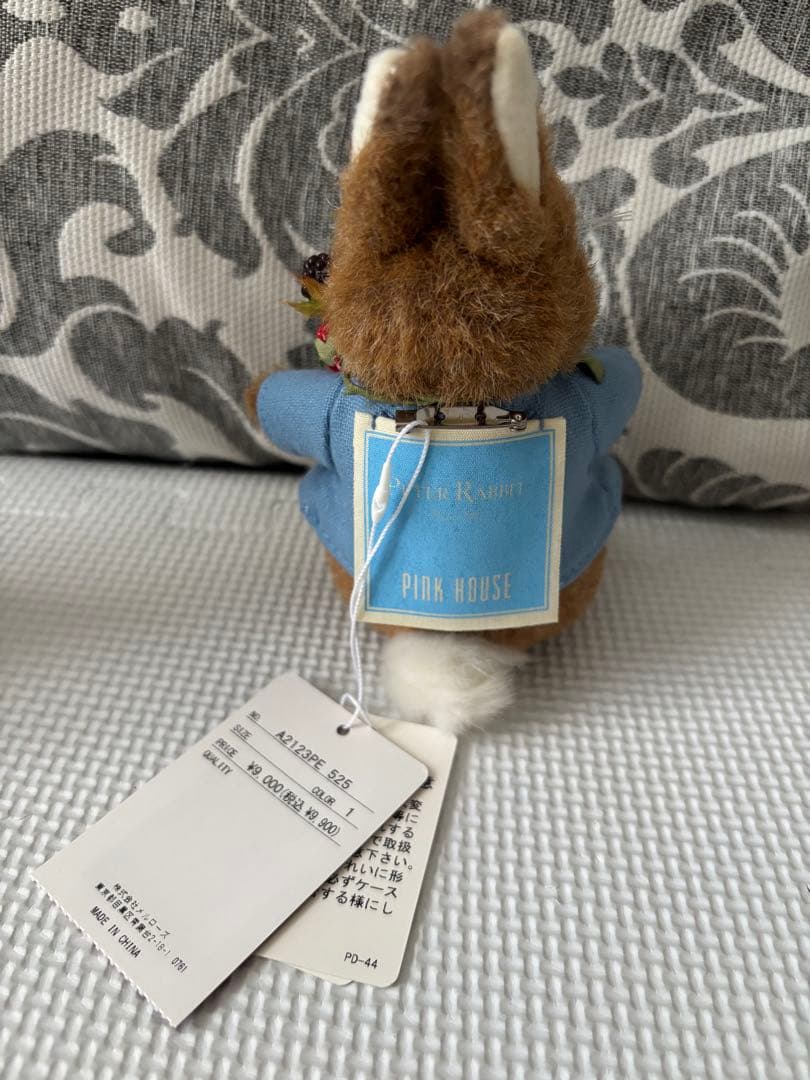 新品　ピンクハウス　ピーターラビットコラボ　ぬいぐるみコサージュ　2点セット