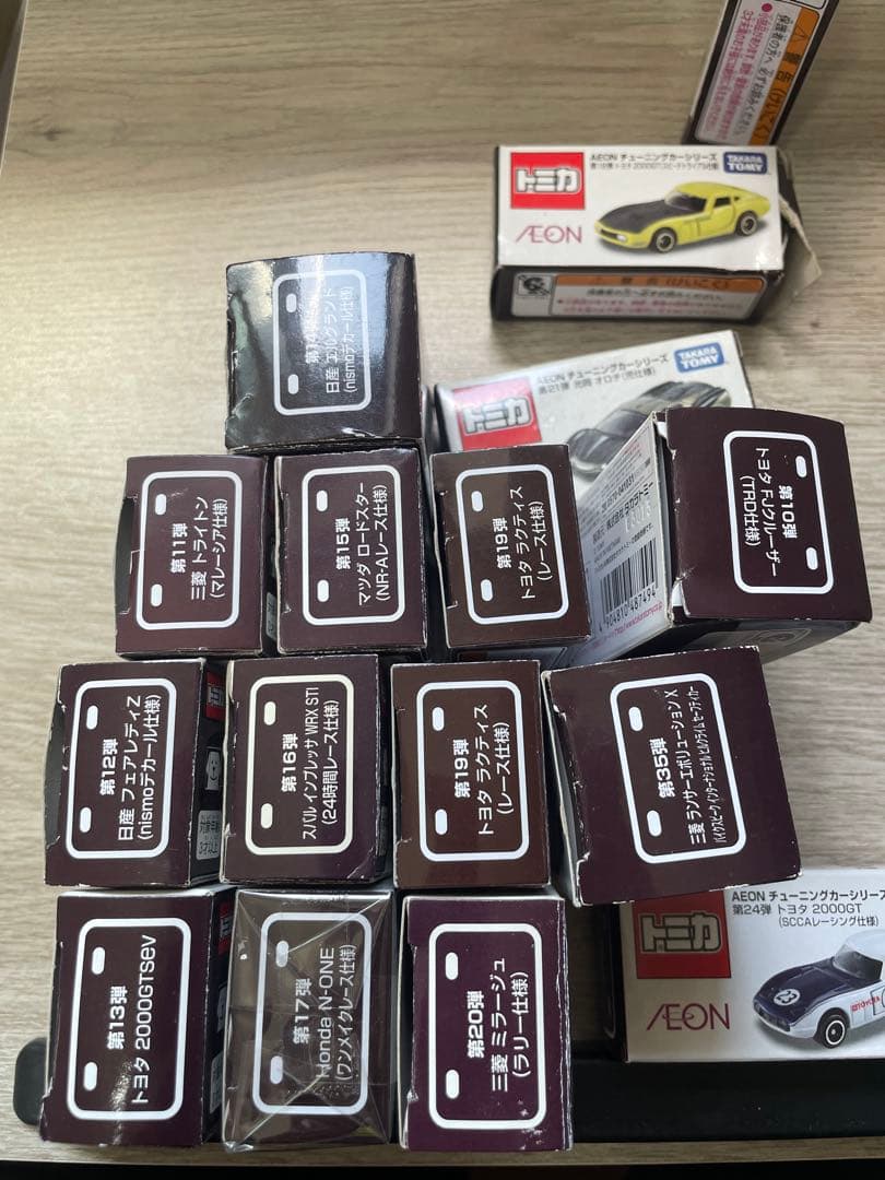 トミカ AEON チューニングカーシリーズ 16台セット