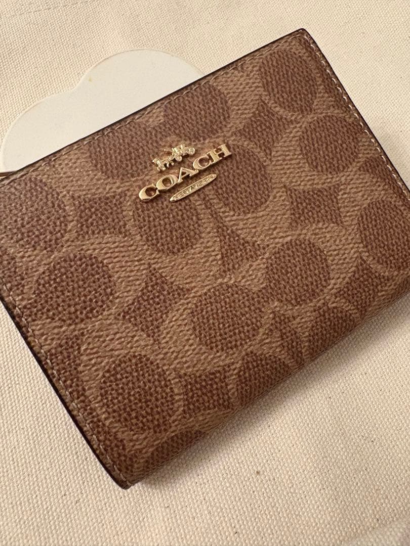 COACH 2026年福袋　シグネチャー 二つ折り財布