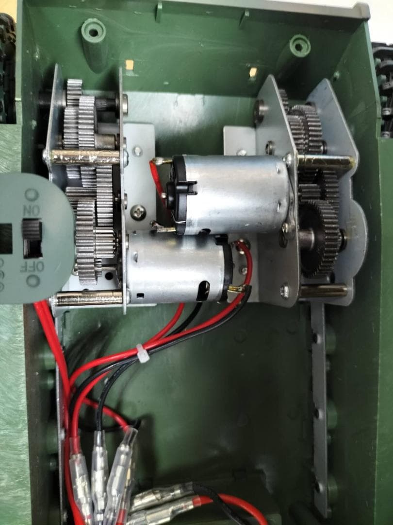 1/16戦車ラジコンタイガーI型迷彩　メタルギア　基板7.0