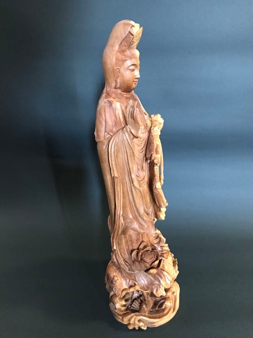 檀香観音(白檀)