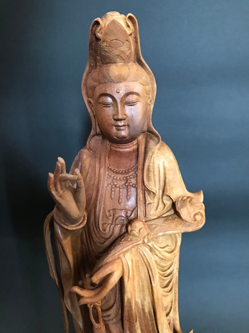 檀香観音(白檀)