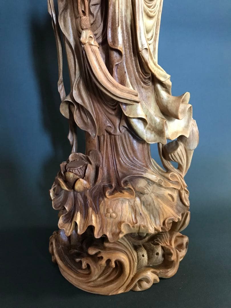 檀香観音(白檀)