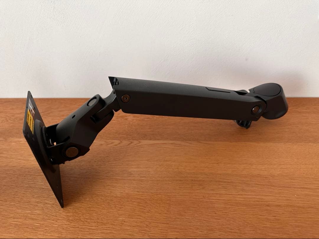 エルゴトロン45-241-224 LXデスクマウントアーム