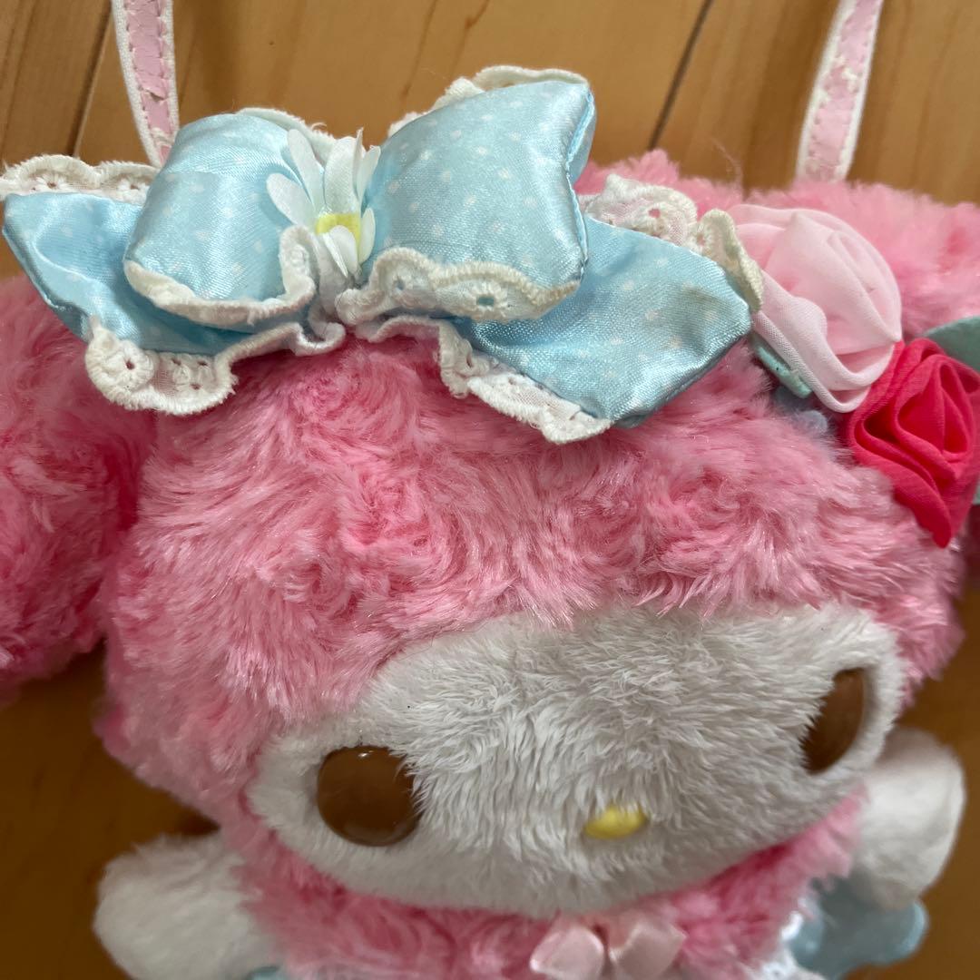 マイメロディ　ローズラビリンス　ぬいぐるみポシェット