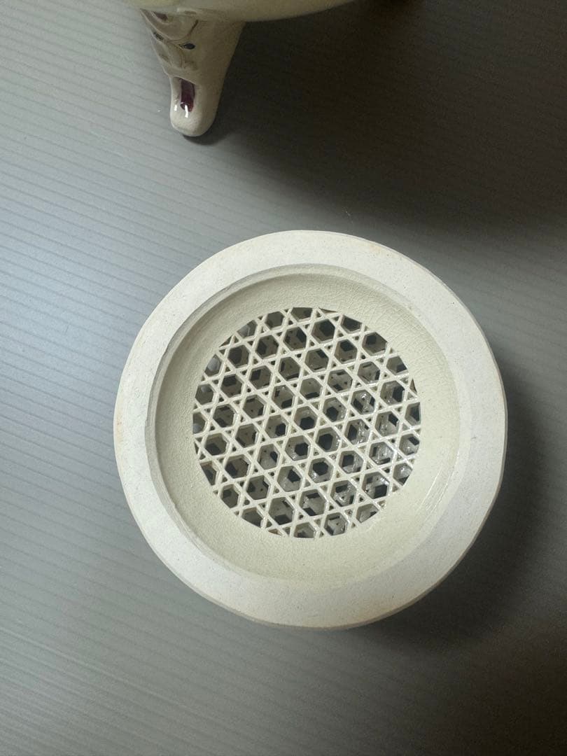 2067 薩摩焼　紋入香炉　梅模様香合　未使用