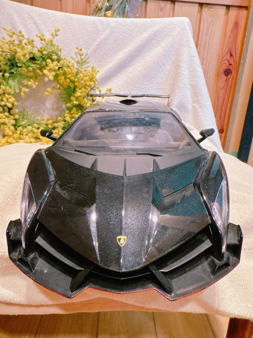 美品　ランボルギーニ　ヴェネーノ　模型　1/10 ミニカー　ダイキャストカー