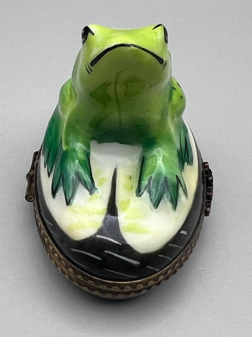 【海】カエルの鳴き声　リモージュ　磁器ボックス