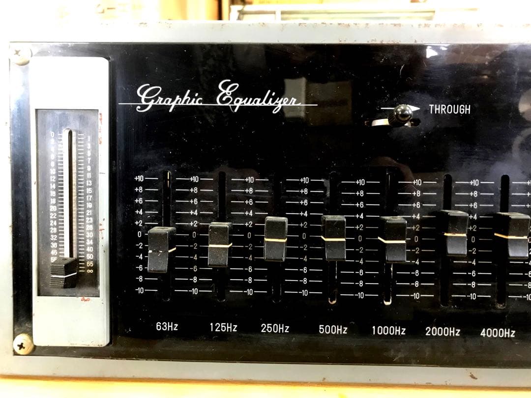 NHK で使用EIA規格マウント グラフィック イコライザー