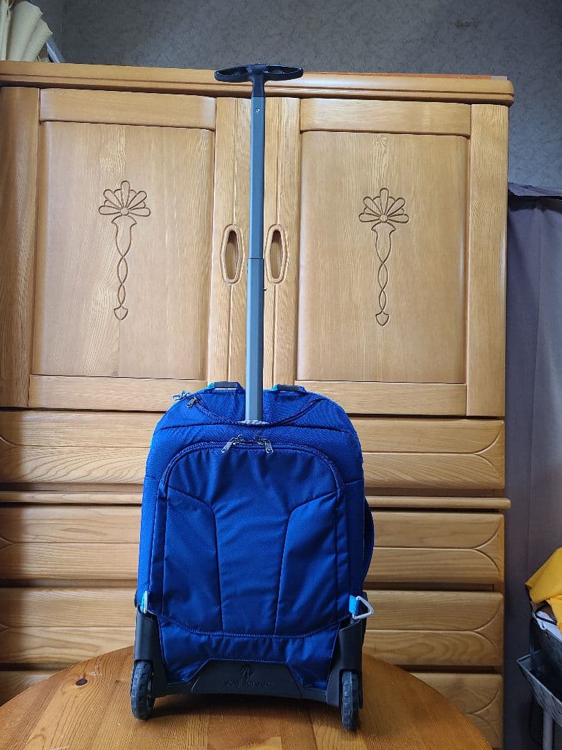 eagle creek 中型キャリーバッグ 青