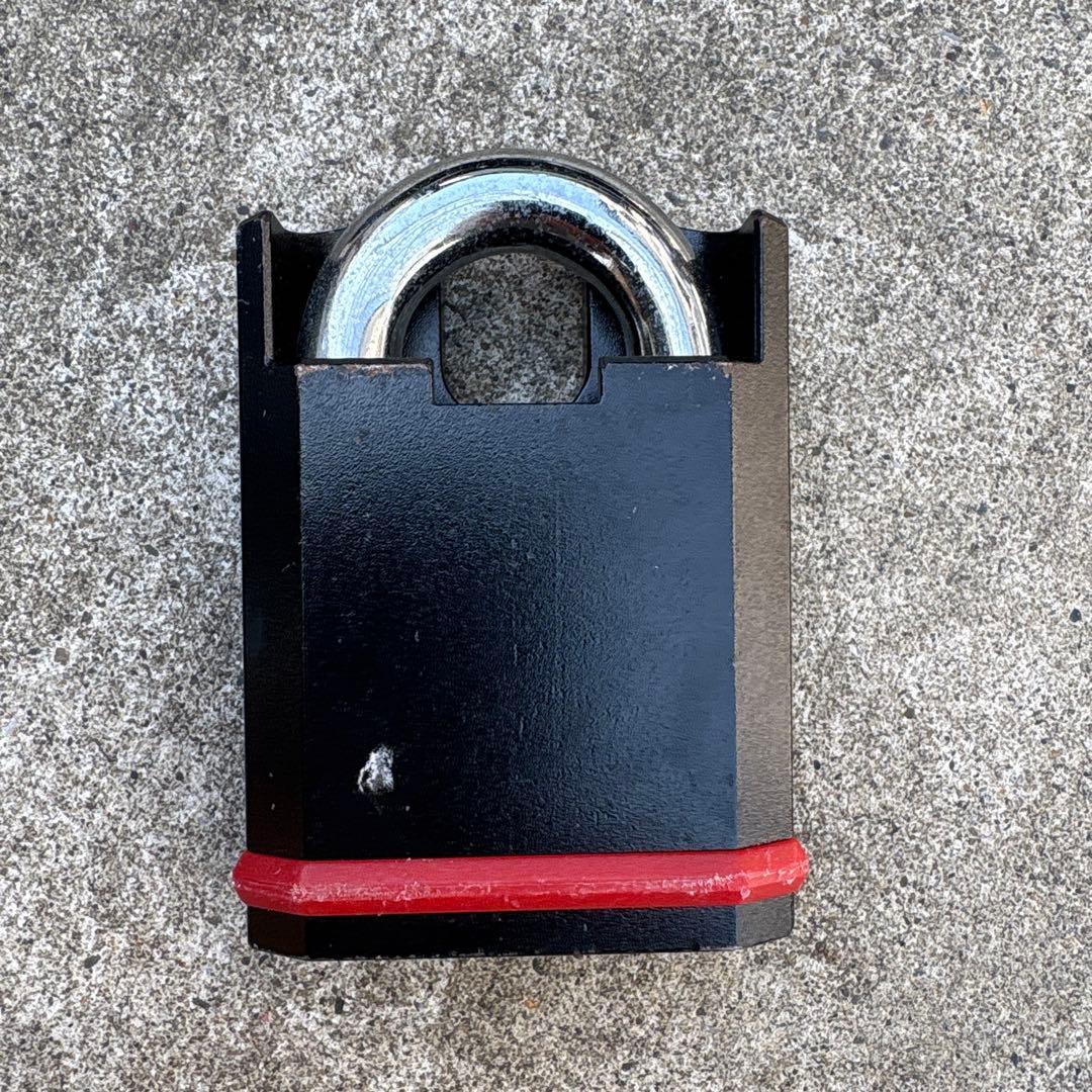 MUL-T-LOCK 南京錠