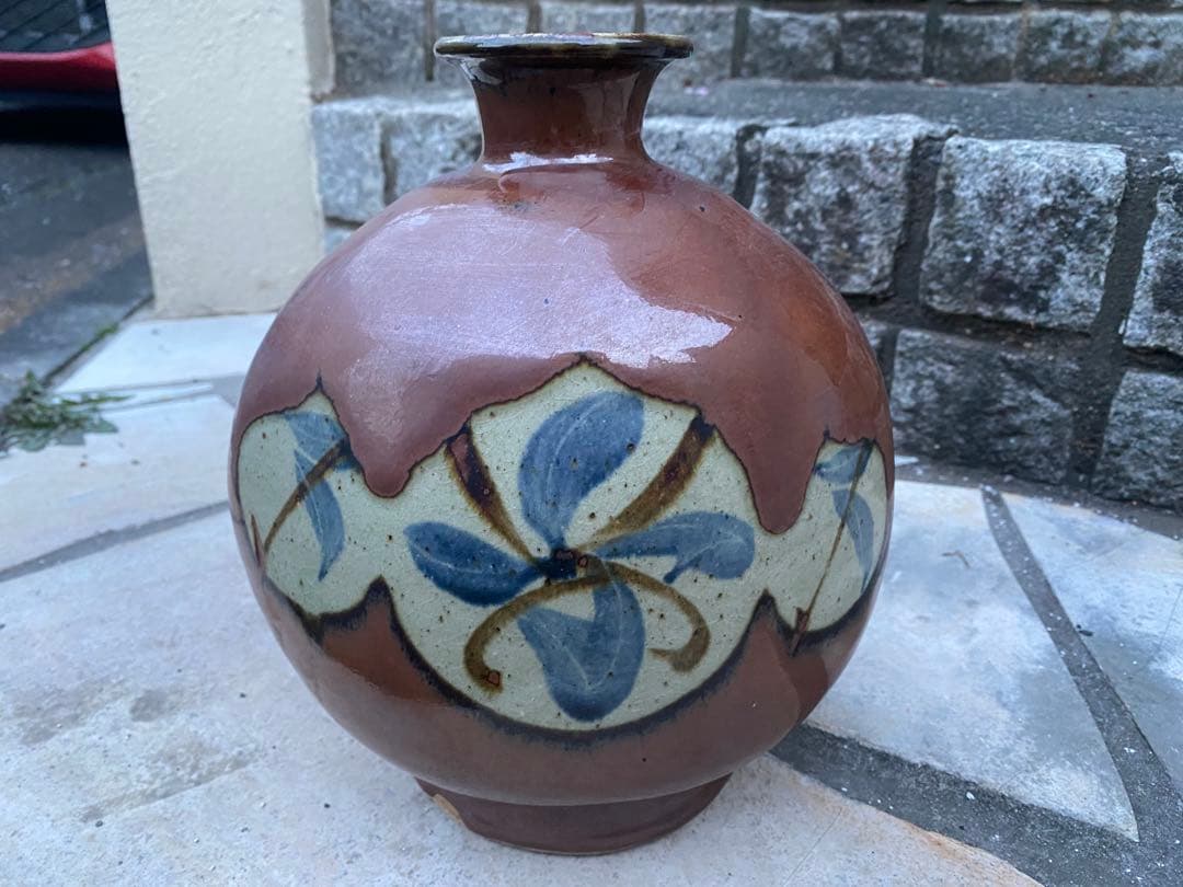 【花瓶】　手描き 花模様が素敵