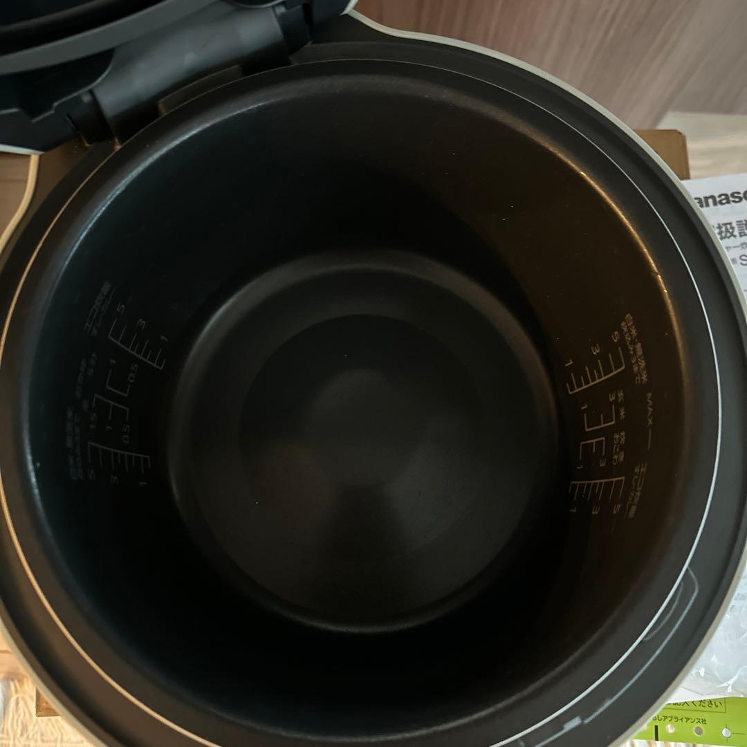 パナソニック　IHジャー炊飯器　5.5合　SR-R10A