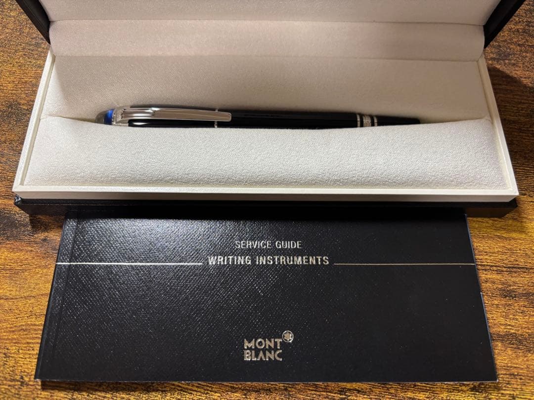 モンブラン　スターウォーカープレシャスレジン　万年筆（F)