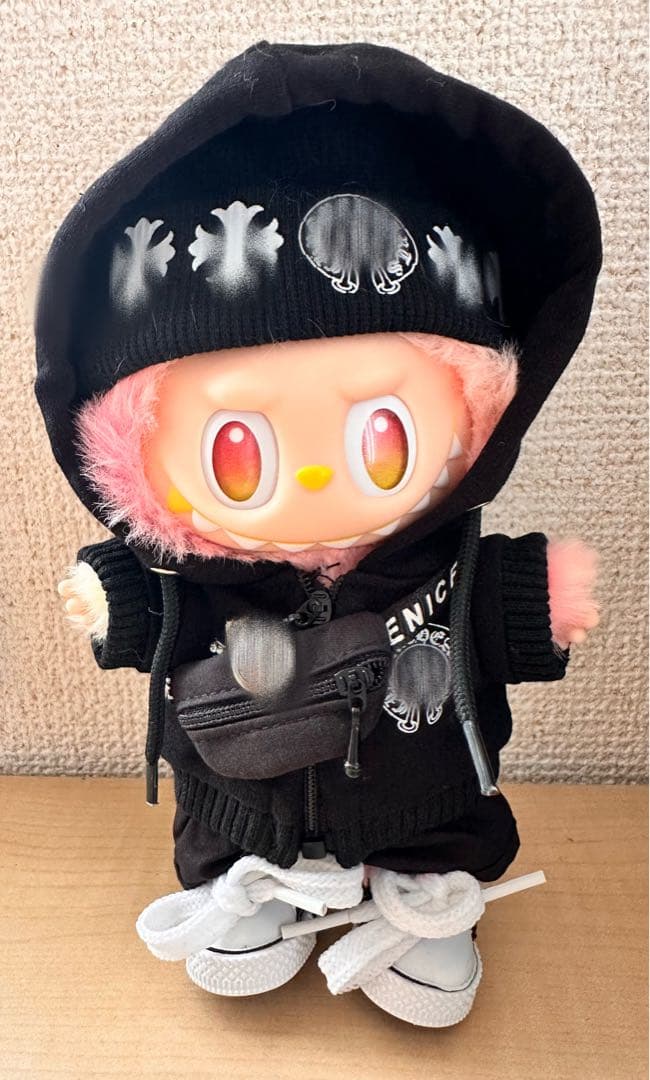 LABUBU 本体&着せ替え5点セット