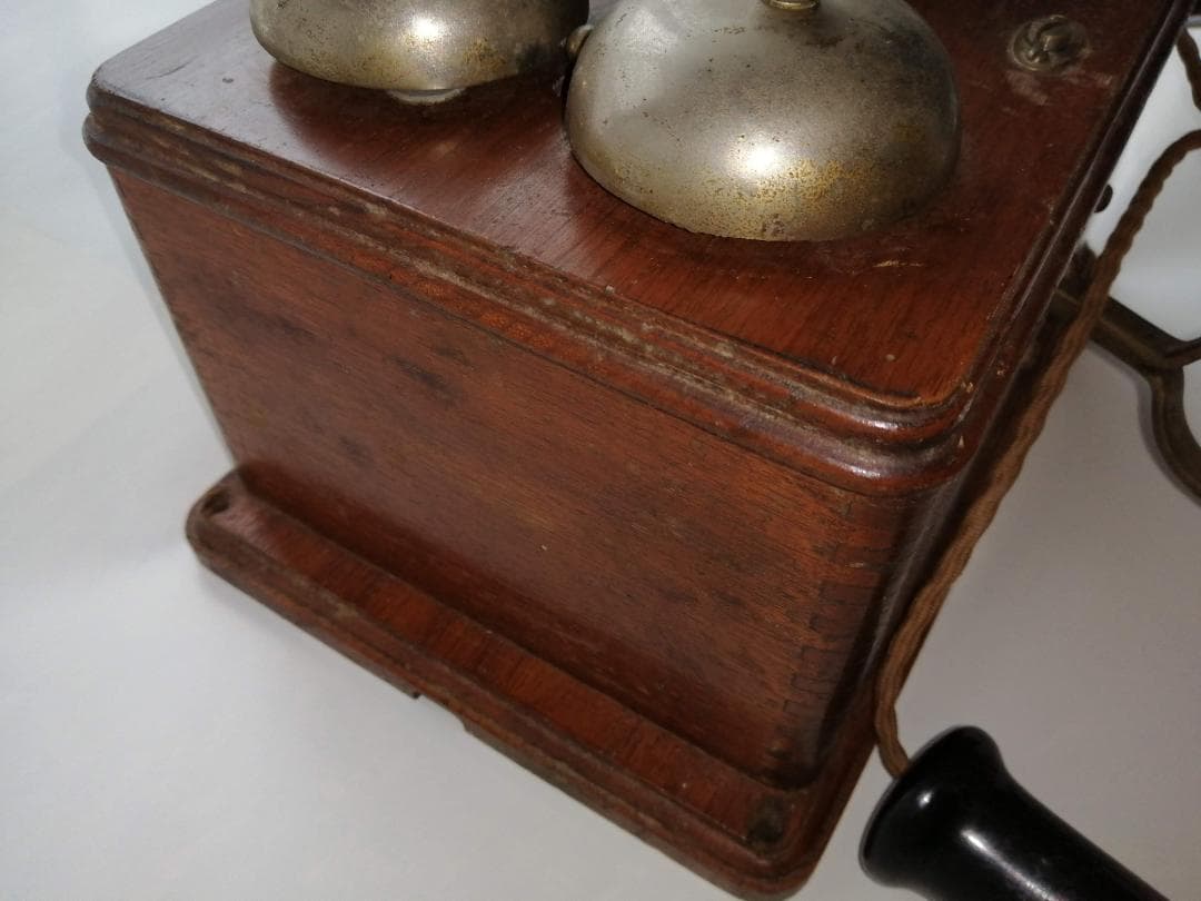 デルビル磁石式壁掛電話機 1927年製