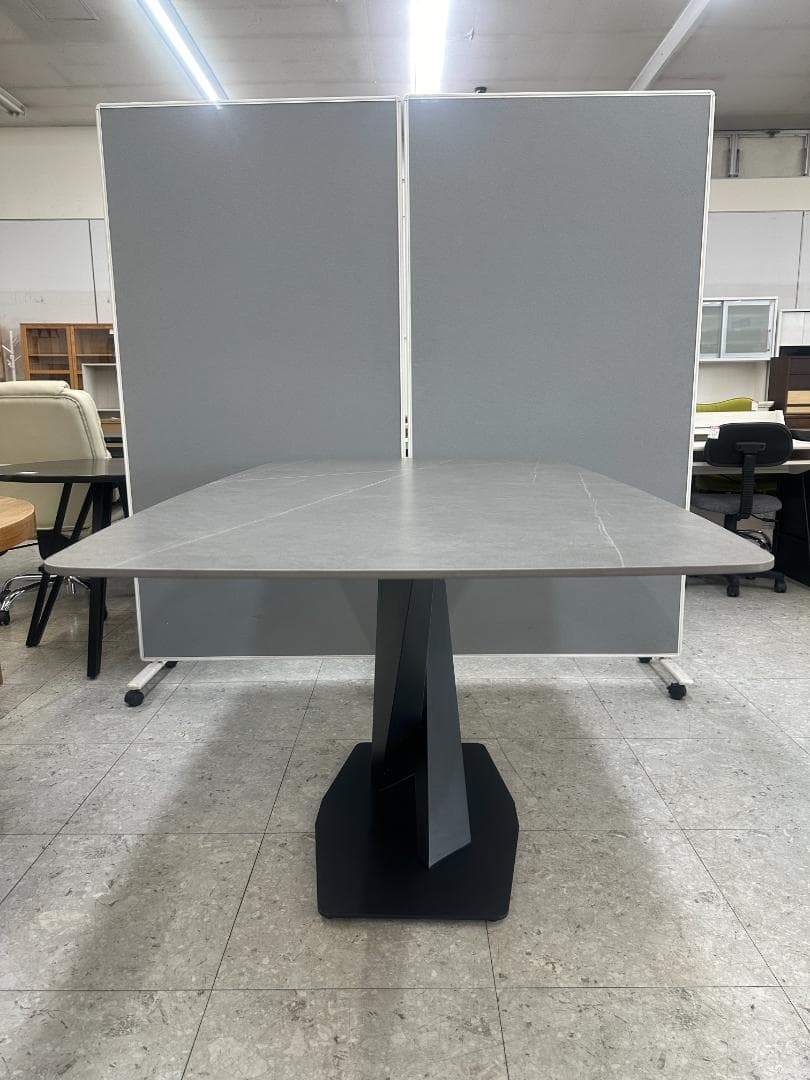 セラミックダイニングテーブル　大理石調　グレー