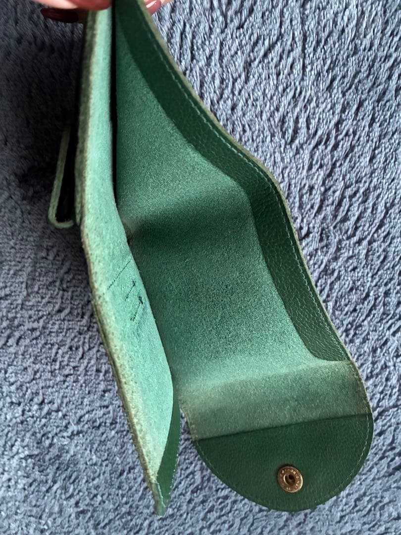 佐藤★人気デザイン【ILBISONTE】イルビゾンテ　折り財布　二つ折り