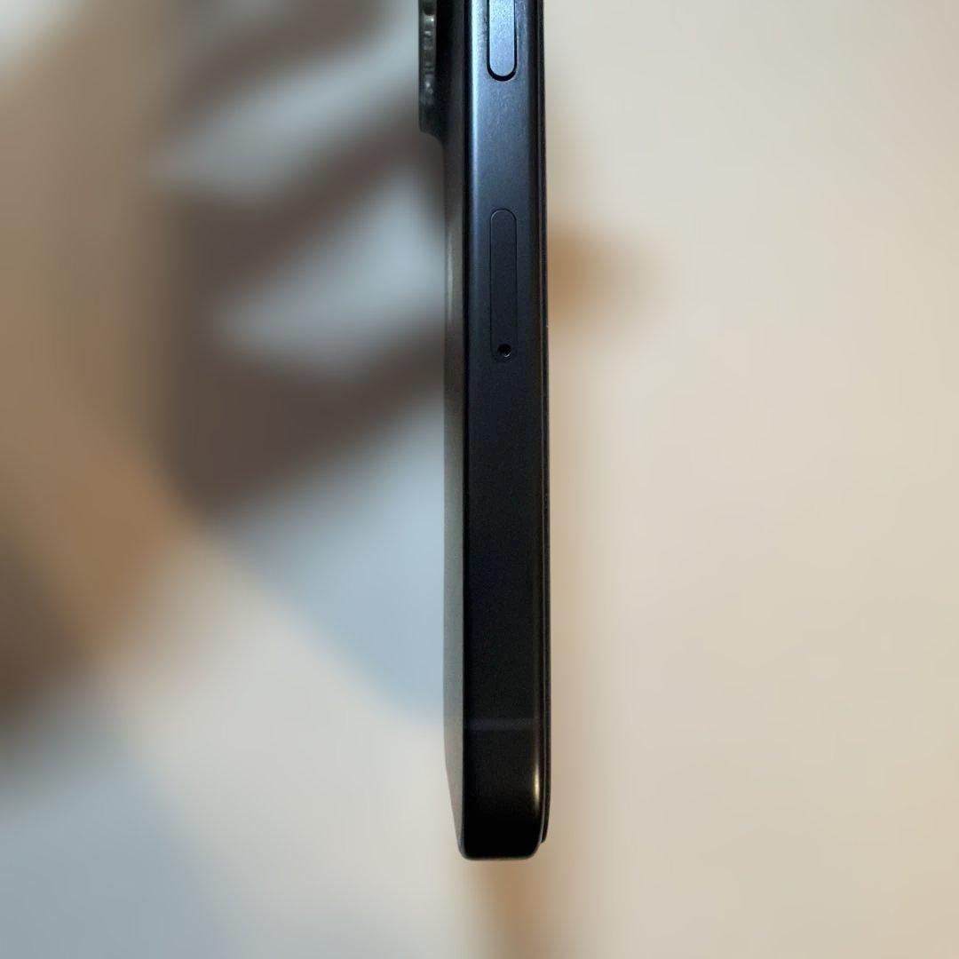 iPhone 15 Pro 128GB バッテリー86% SIMフリー