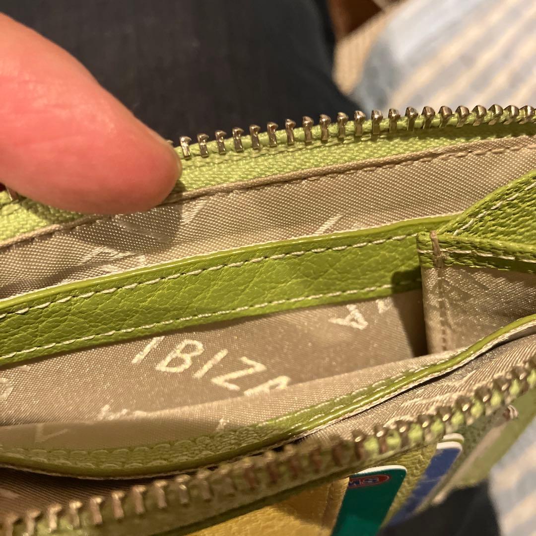 お値下げ検討します　IBIZA パンダチャーム レモンデザイン財布